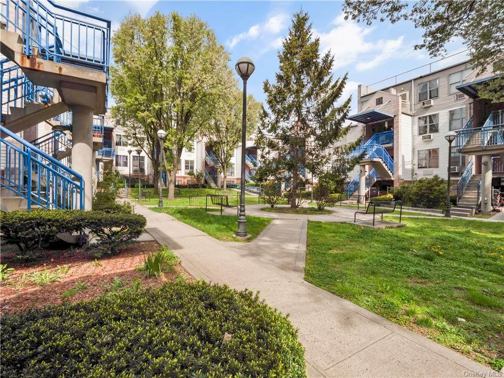 763 Saint Ann Avenue - Photo 1