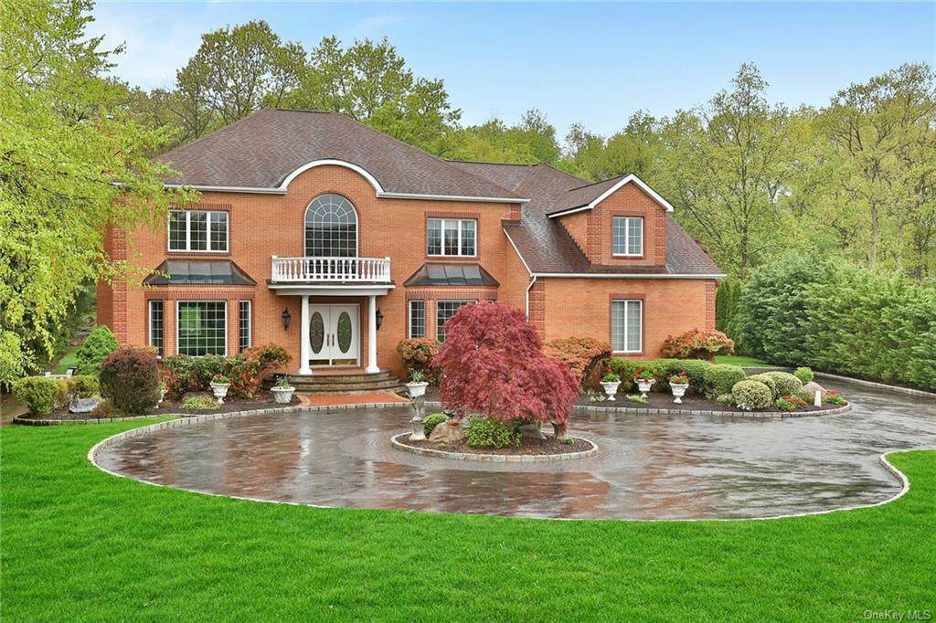14 Quaker Lane - Photo 1