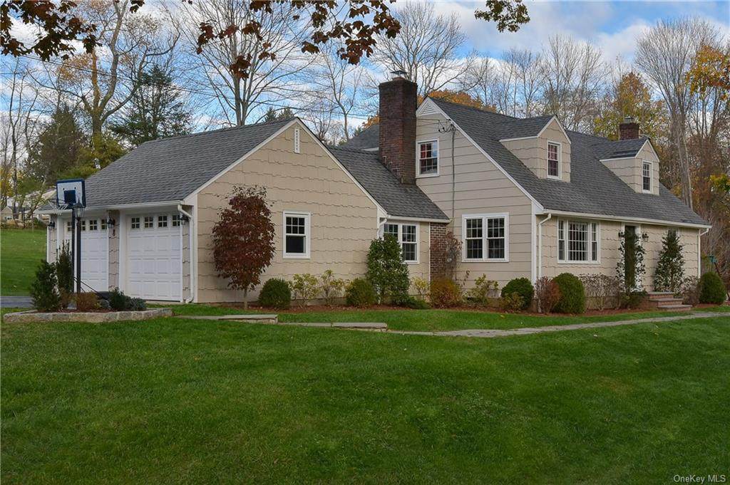 8 Sunset Drive - Photo 1