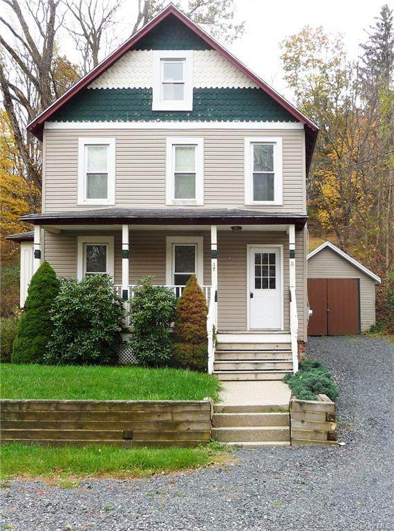 17 1st Avenue - Photo 1