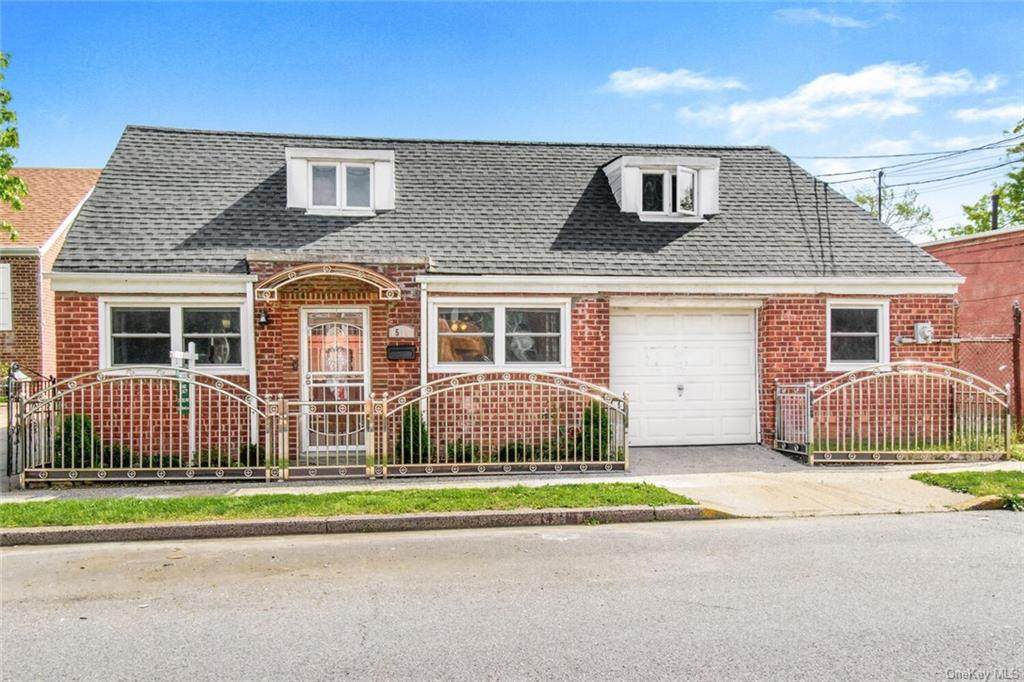 1516 Mcdonald Street - Photo 1