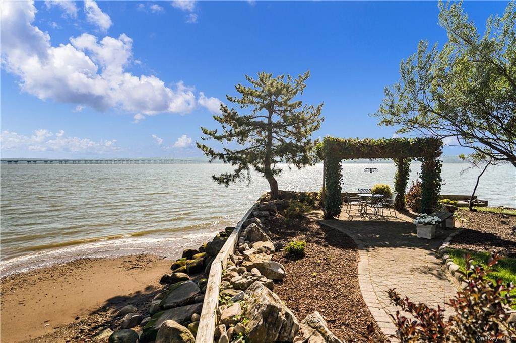 230 River Road - Photo 1