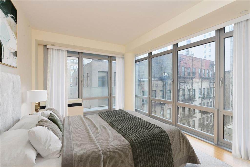 303 33rd Street - Photo 1
