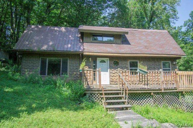 11 Laurel Trail - Photo 1