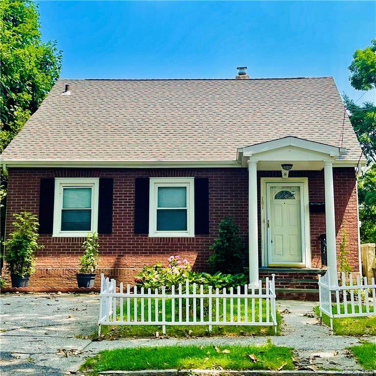 161 Hillcrest Road - Photo 1