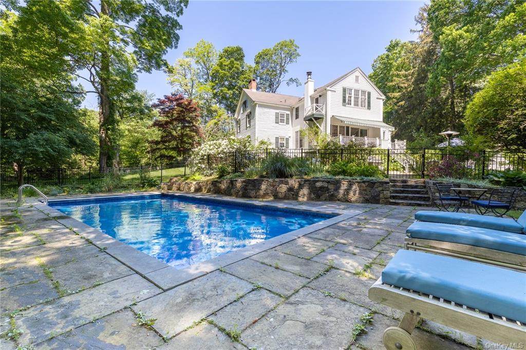 105 Goldens Bridge Road - Photo 1