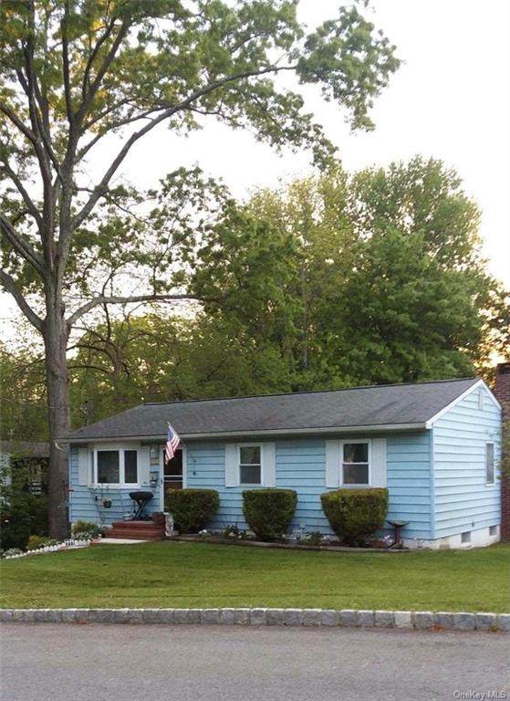 13 Pond Road - Photo 1
