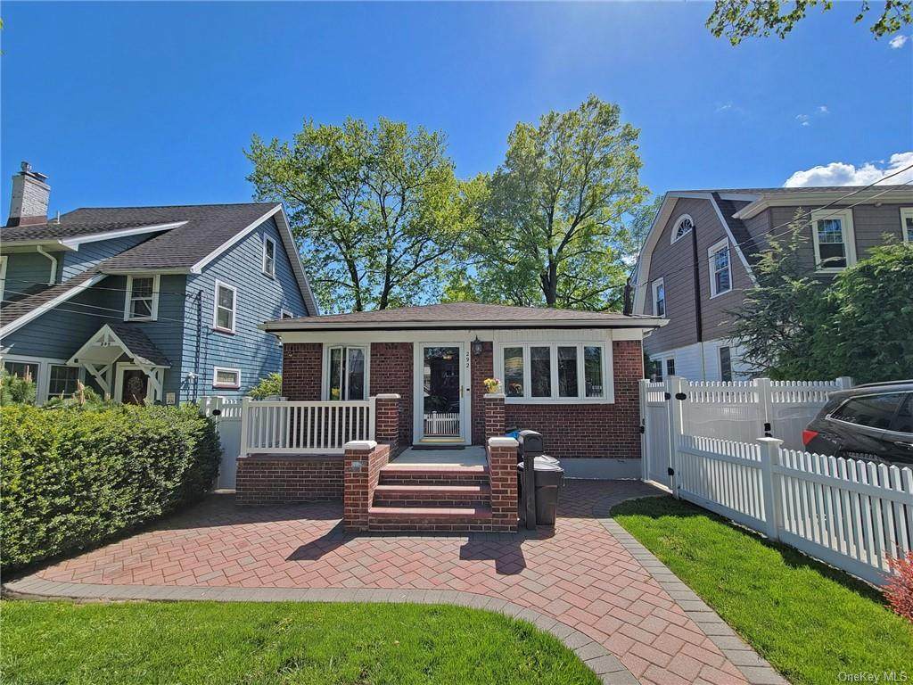 292 Rose Avenue - Photo 1