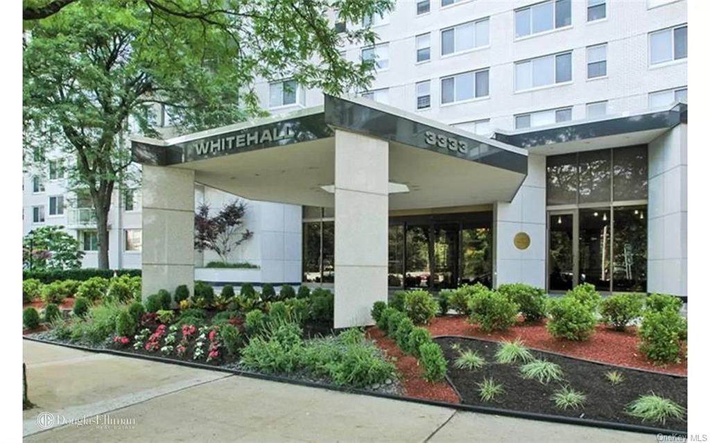 3333 Henry Hudson Parkway - Photo 1