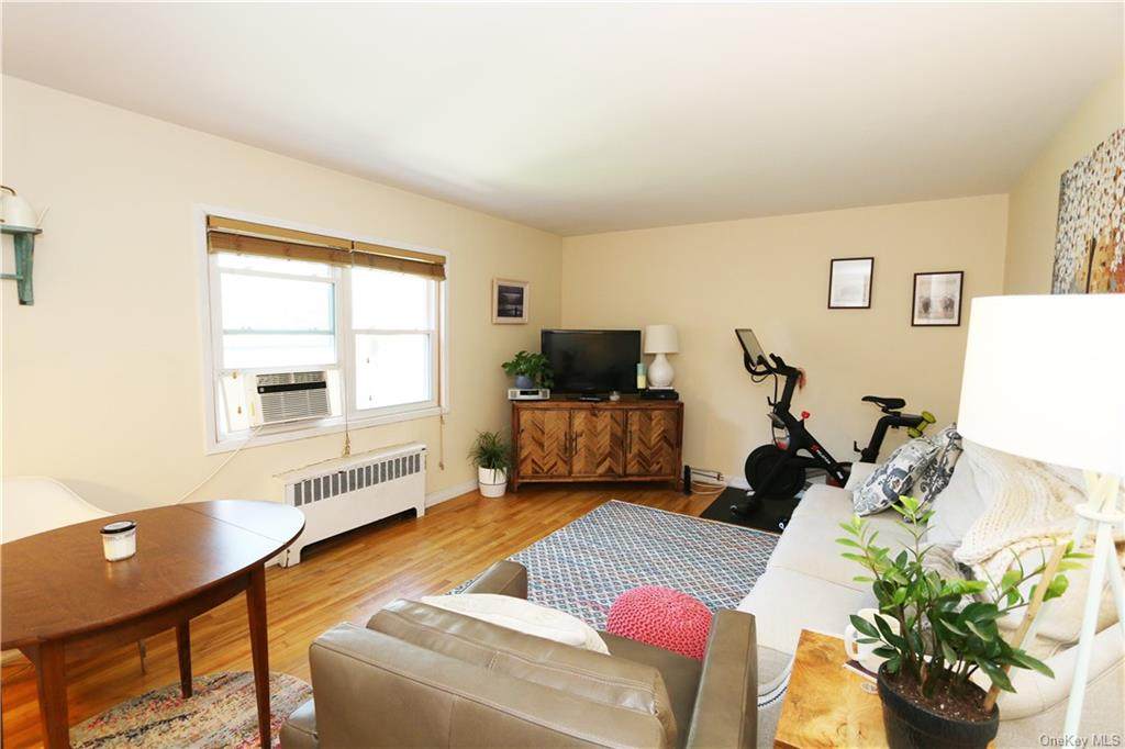 330 Broadway - Photo 1