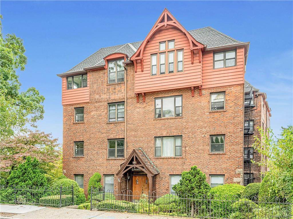 111 Sagamore Road - Photo 1