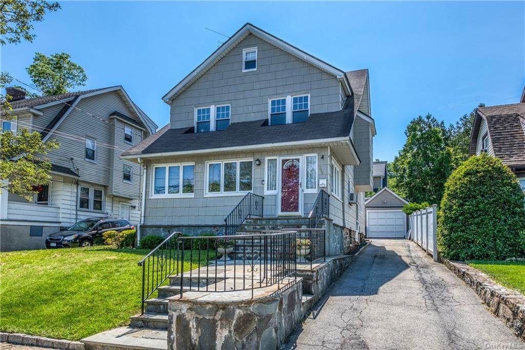 258 Clinton Avenue - Photo 1