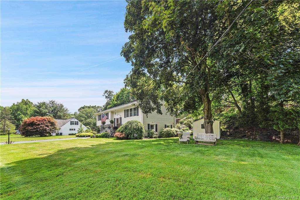 72 Meadow Lane - Photo 1