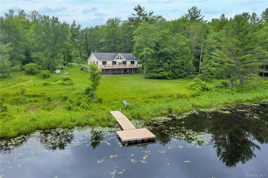 724 Sackett Lake Road - Photo 1