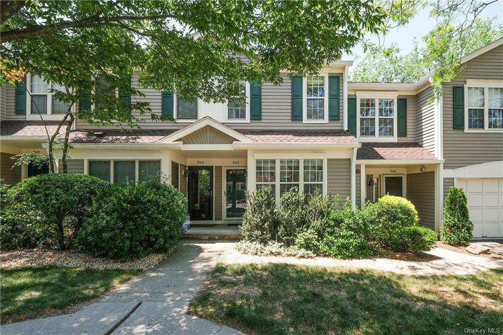 903 Pondside Drive - Photo 1