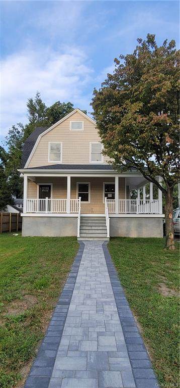 437 Barry Avenue - Photo 1