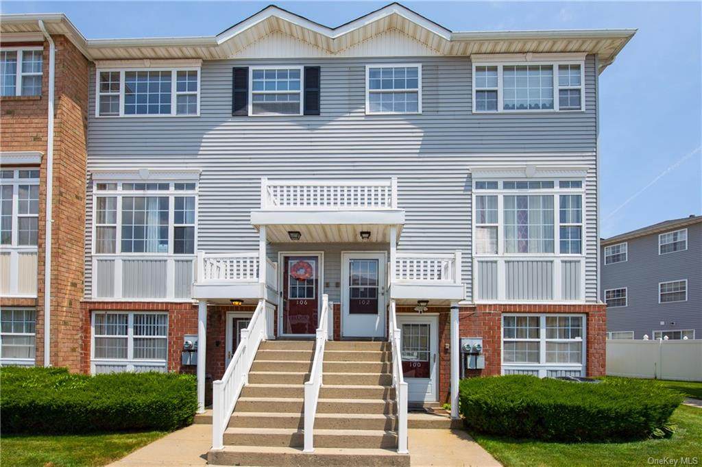 106 Admiral Court - Photo 1