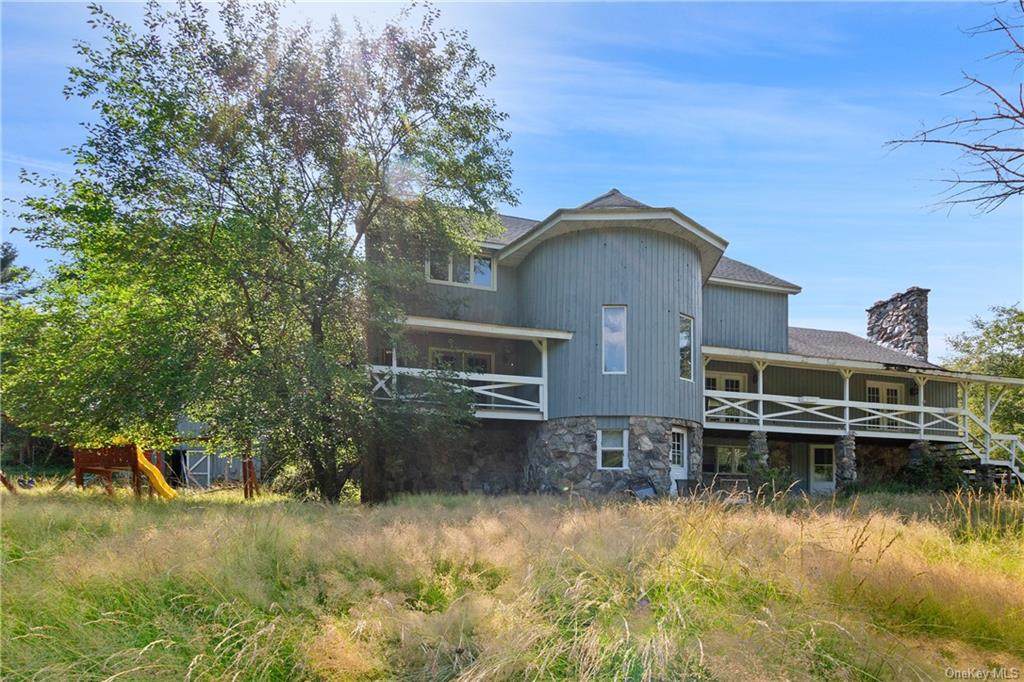 345 Croton Falls Road - Photo 1