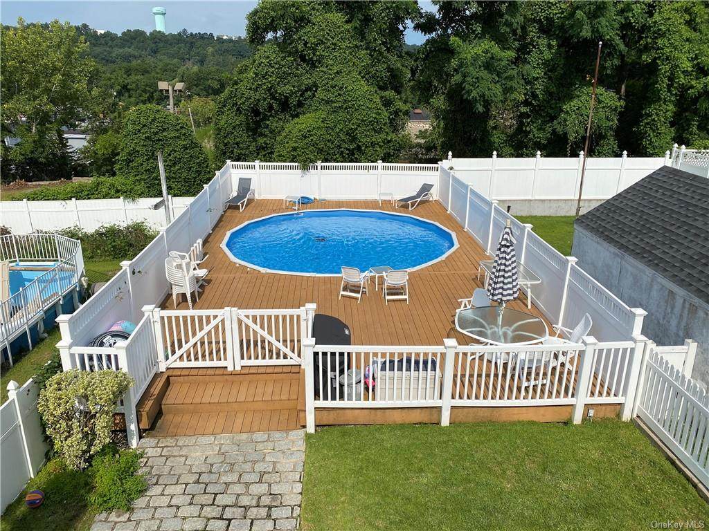 233 Hoover Road - Photo 1