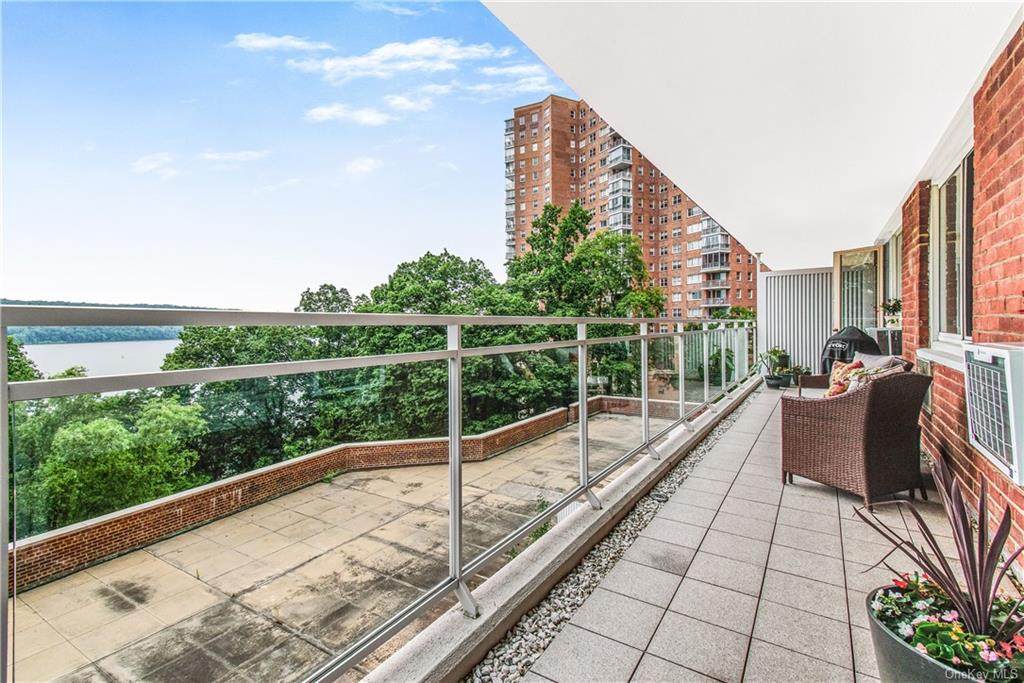 2575 Palisade Avenue - Photo 1