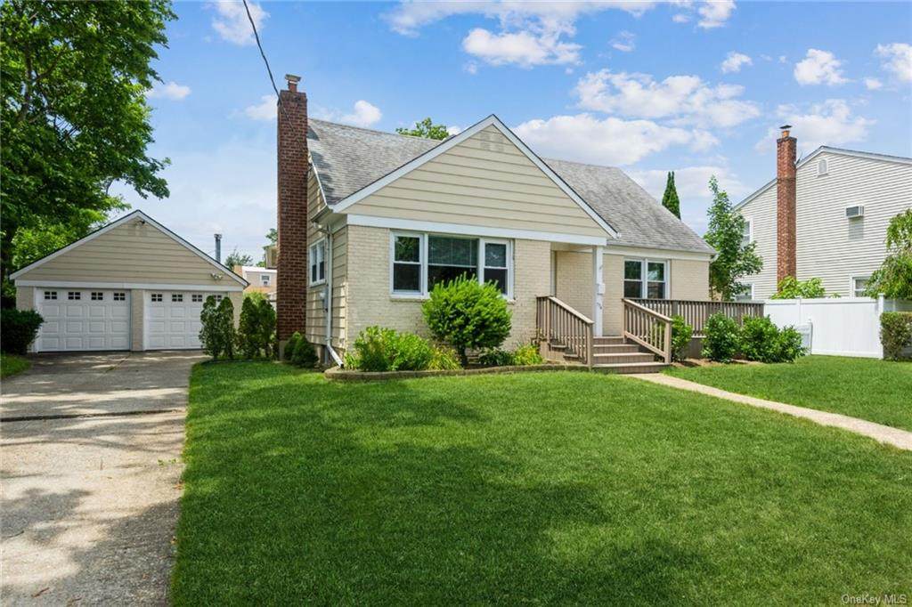 776 Taft Street - Photo 1