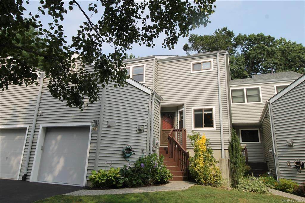 322 Chase Court - Photo 1