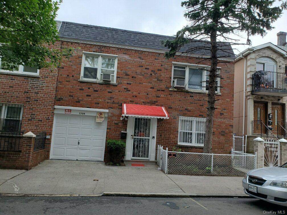 1709 Holland Avenue - Photo 1
