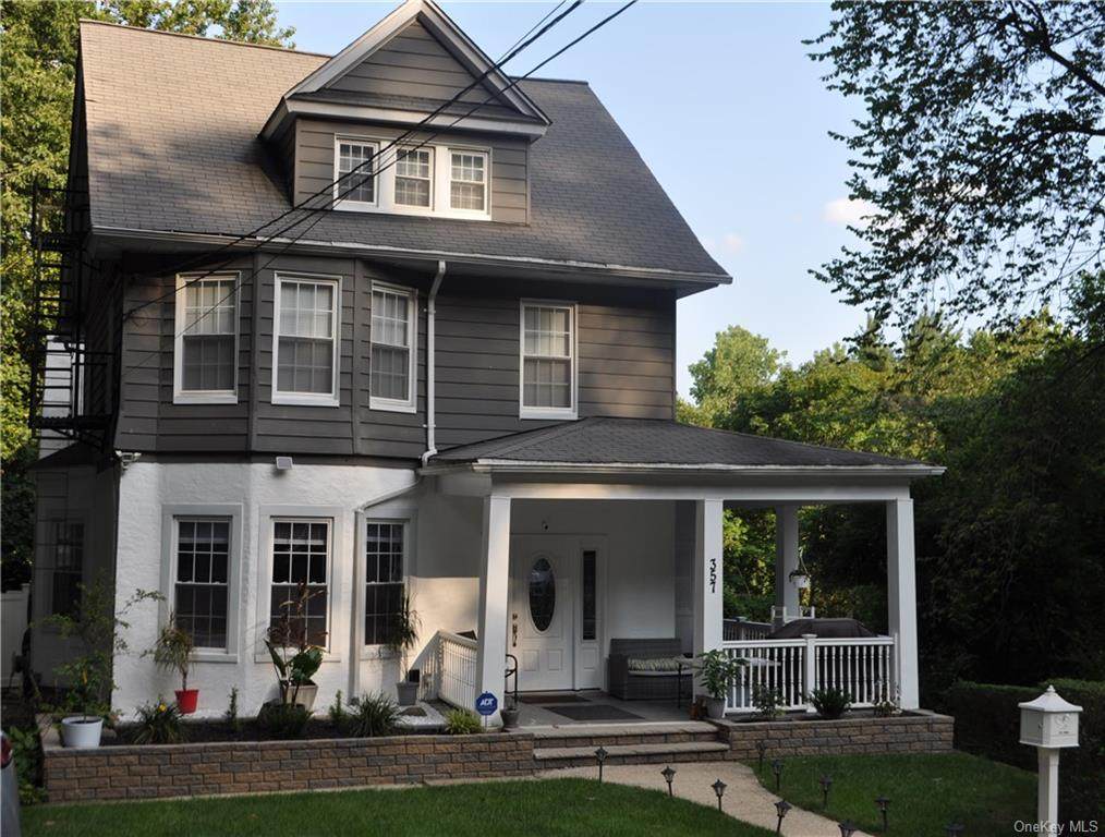 357 Mount Hope Boulevard - Photo 1