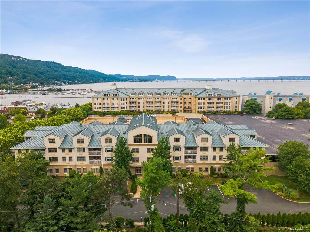 404 Harbor Cove - Photo 1