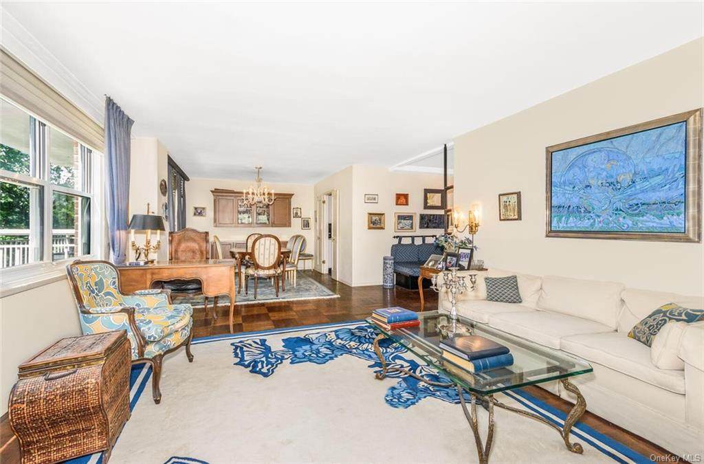 3935 Blackstone Avenue - Photo 1