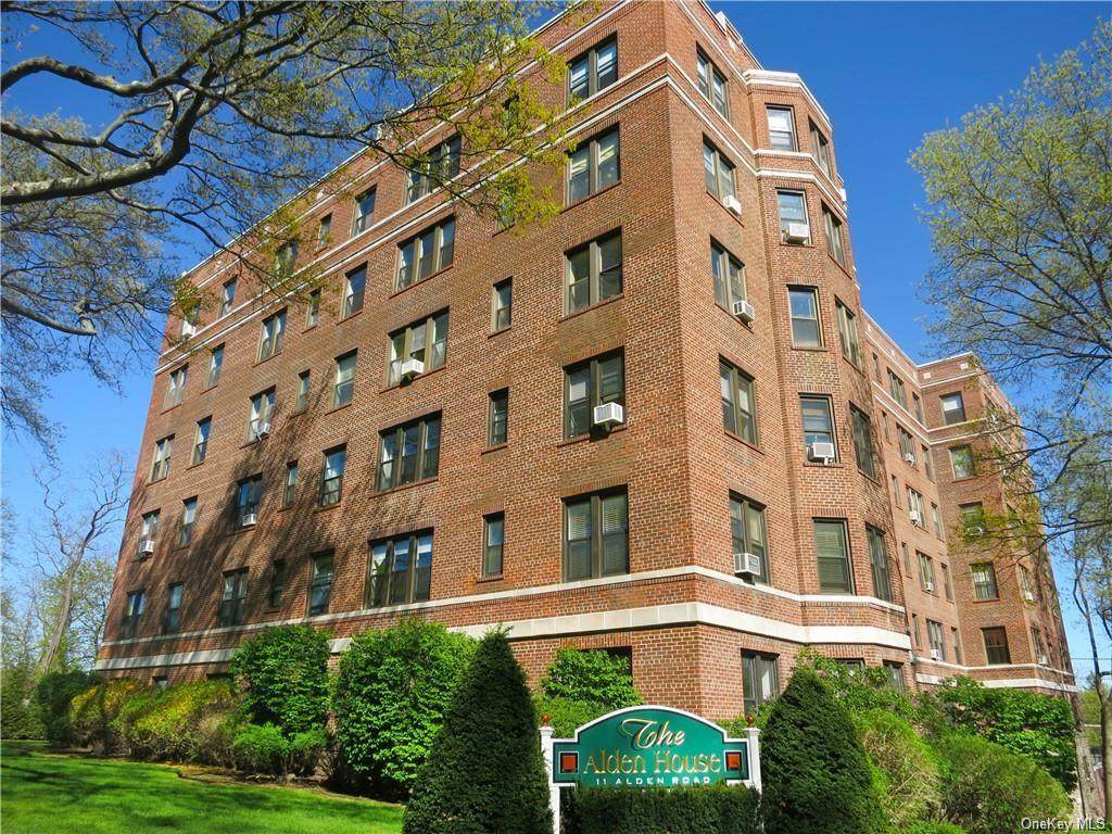 11 Alden Road - Photo 1