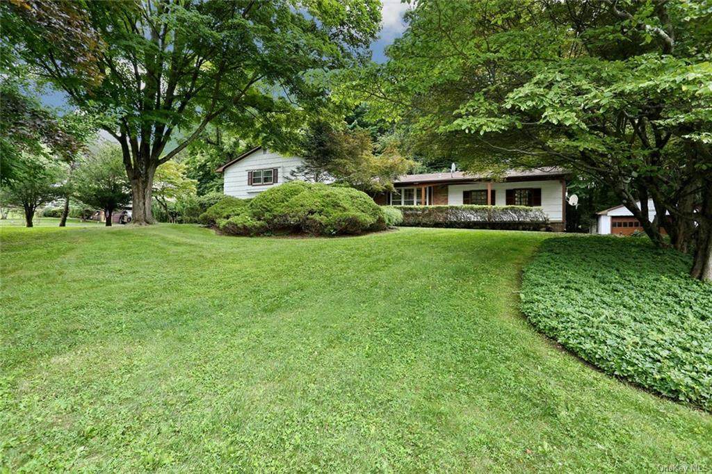 39 Rockford Drive - Photo 1