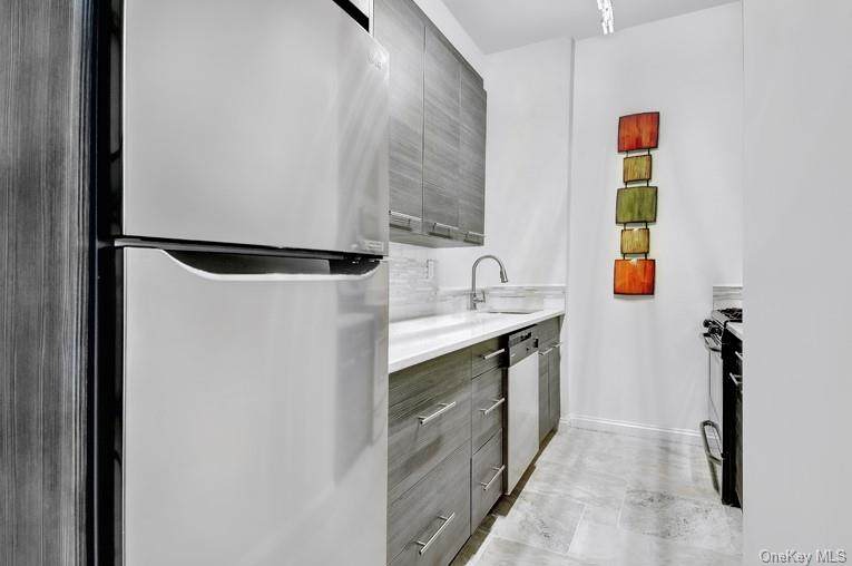 51 131st Street - Photo 1