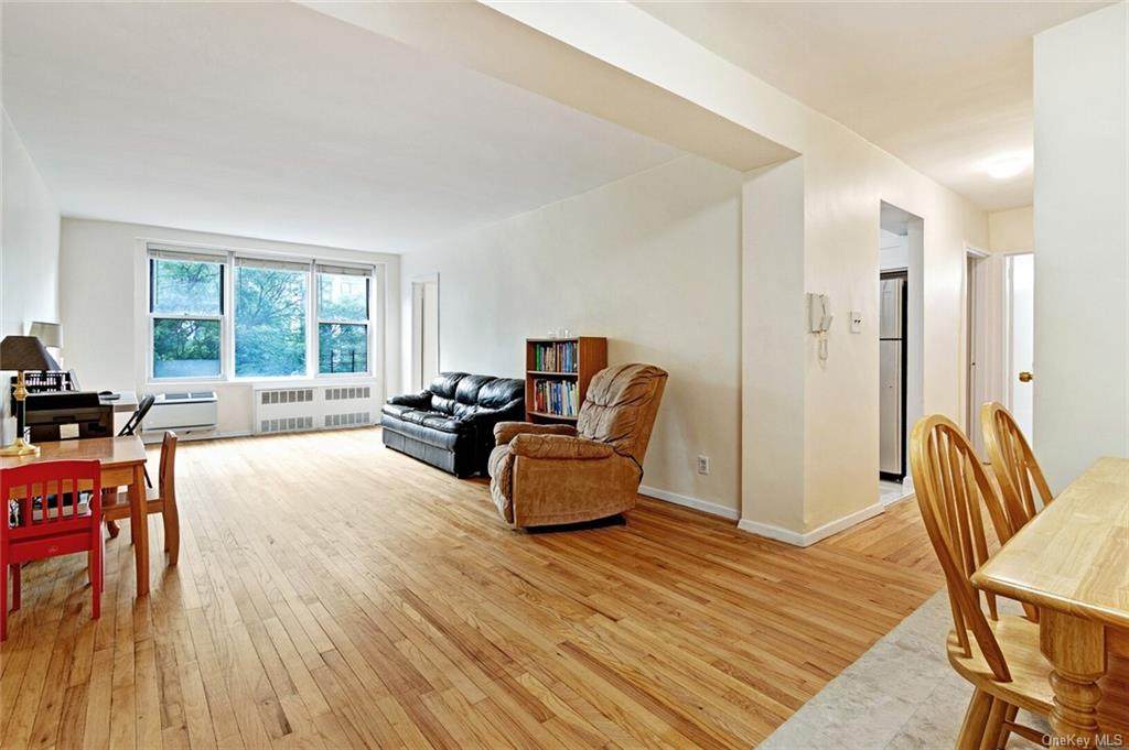 2736 Independence Avenue - Photo 1