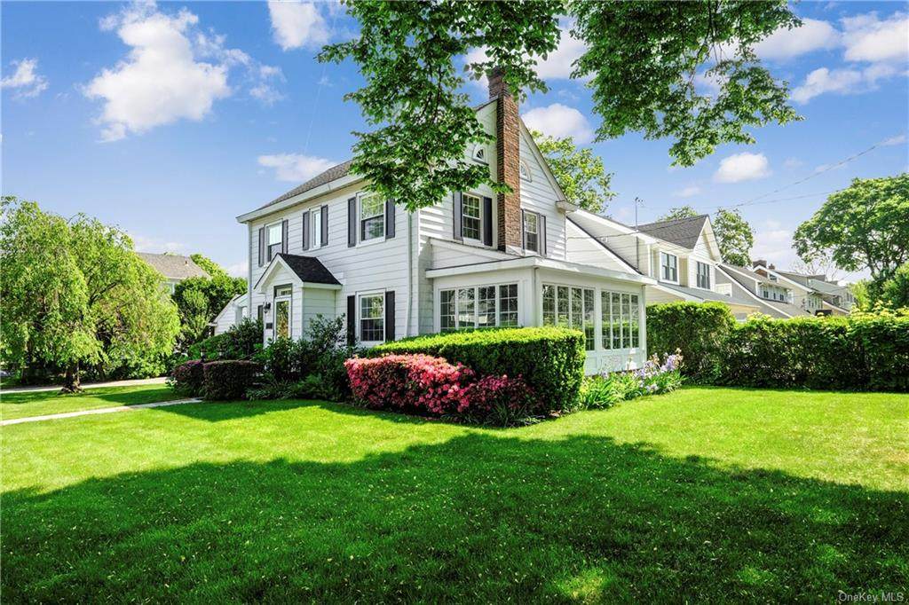 107 Lee Road - Photo 1