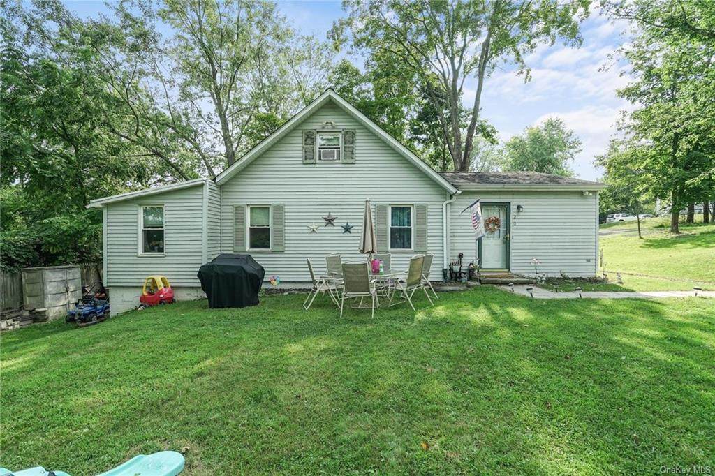 210 Sunset Terrace - Photo 1
