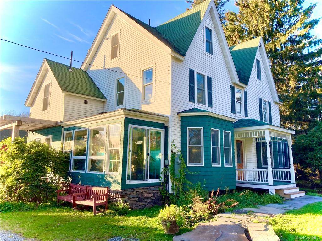 236 Royce Road - Photo 1