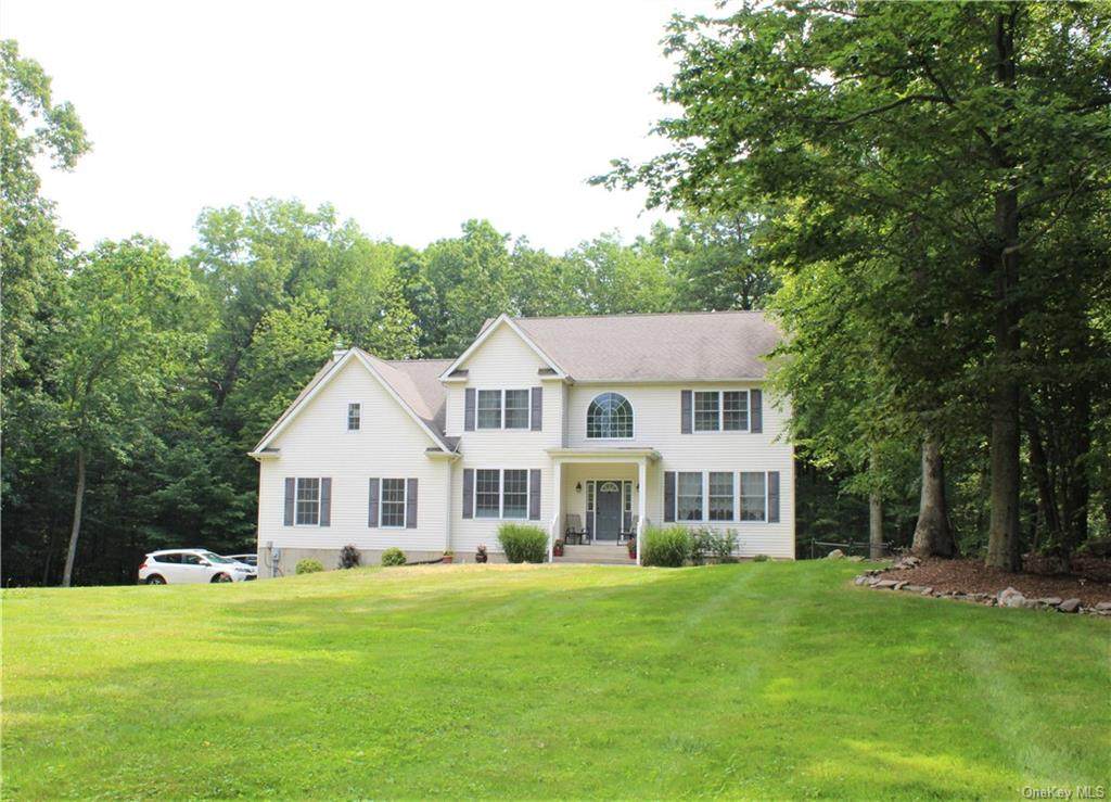 17 Glen Rock Circle - Photo 1