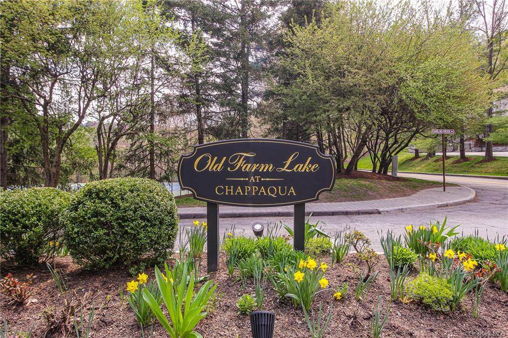 86 Farm Lake Crescent Road - Photo 1