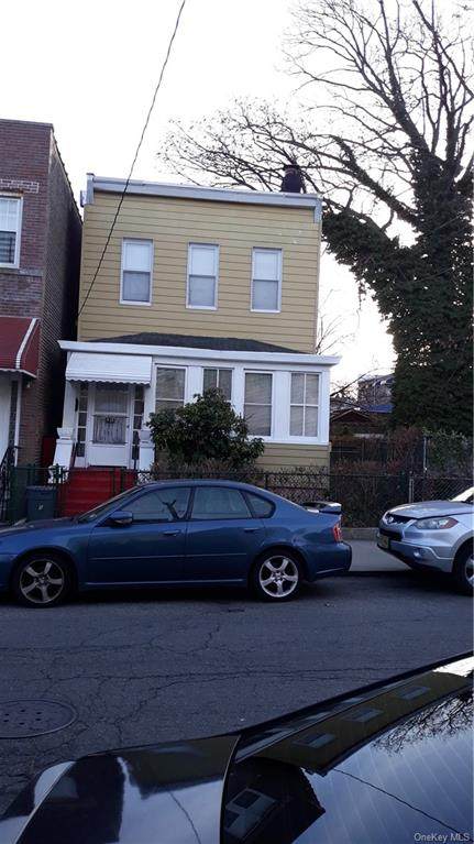 814 242nd Street - Photo 1