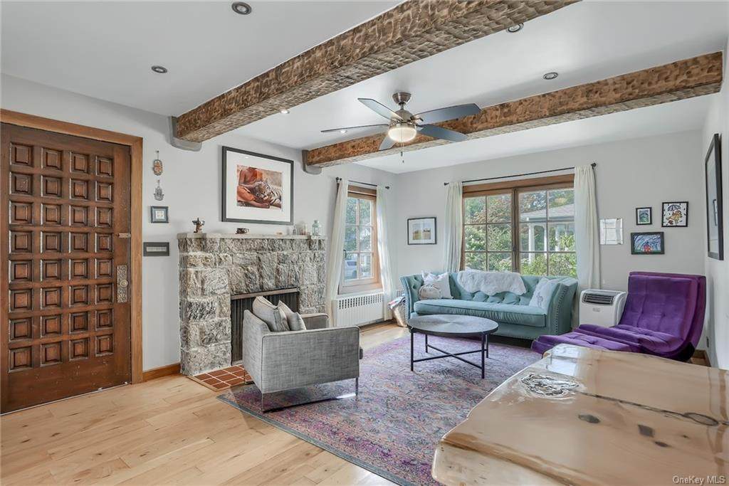 11 Whitfield Terrace - Photo 1