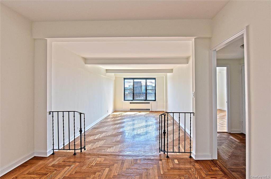 67 Park Terrace East - Photo 1