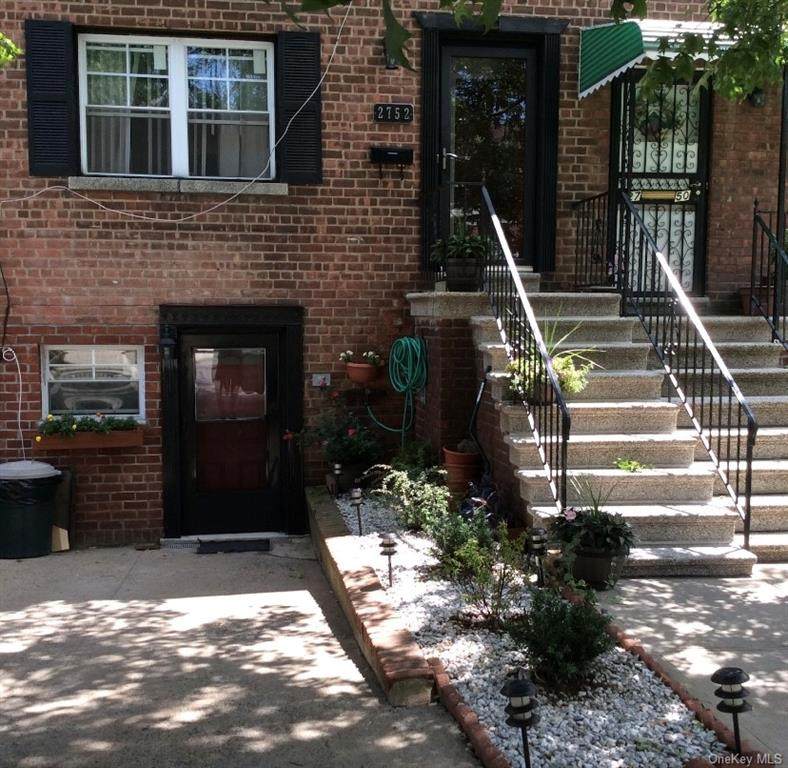2752 Bouck Avenue - Photo 1