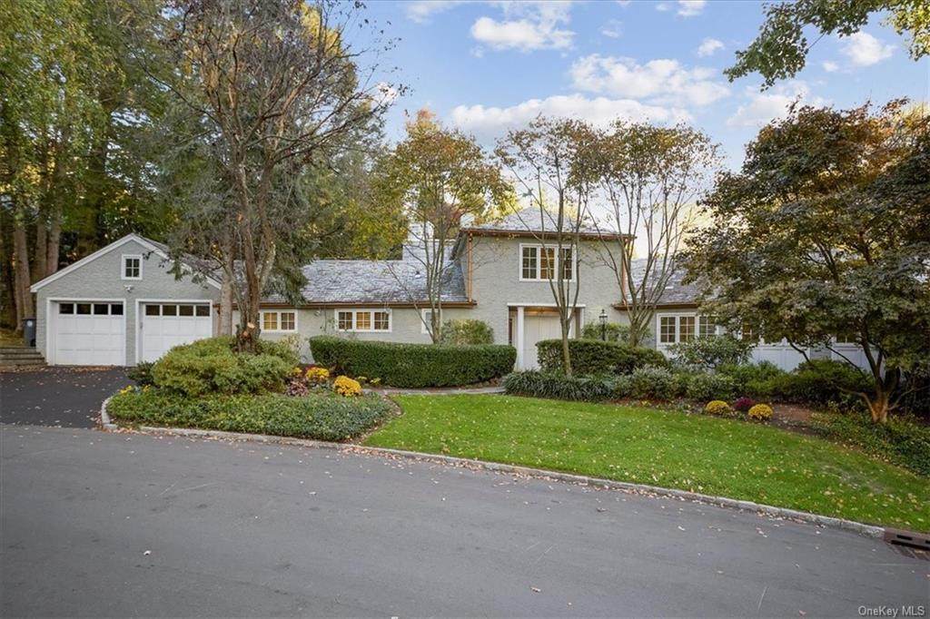20 Lawrence Lane - Photo 1