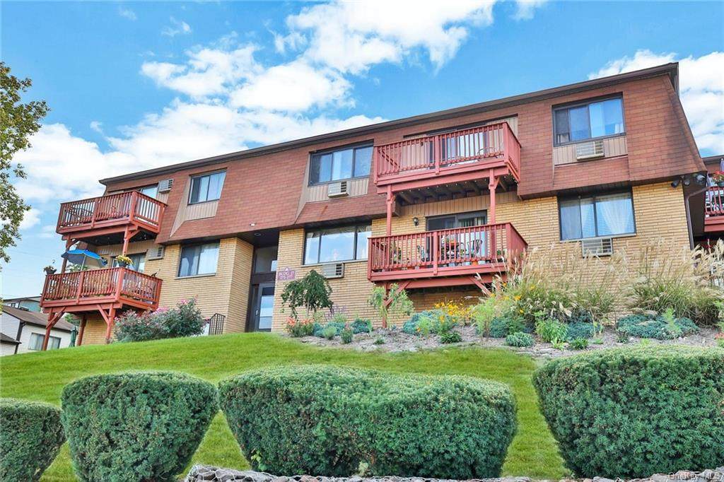 272 Richard Court - Photo 1