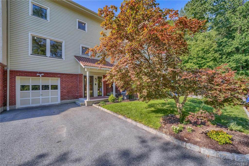 10 Deer Ridge Road - Photo 1
