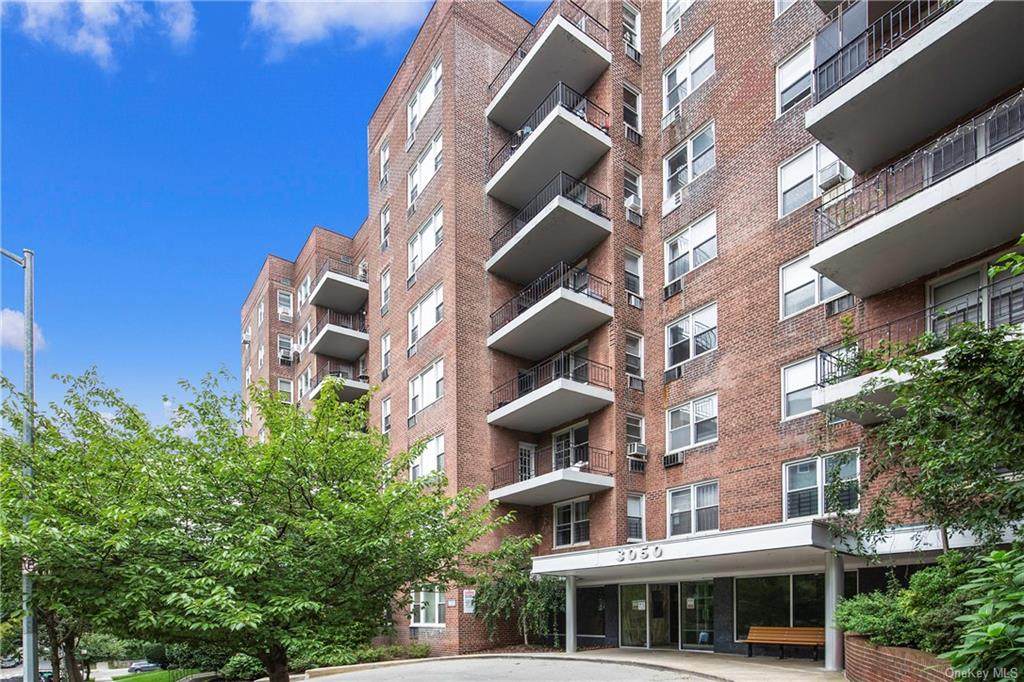 3050 Fairfield Avenue - Photo 1