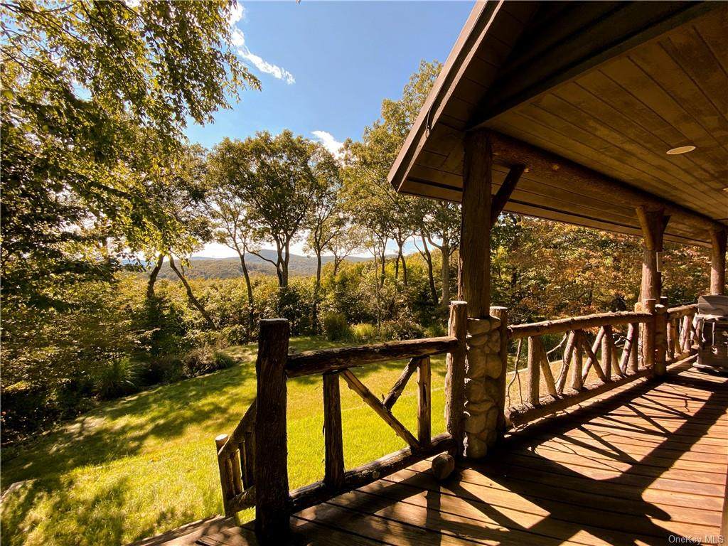 122 Mountain Road - Photo 1