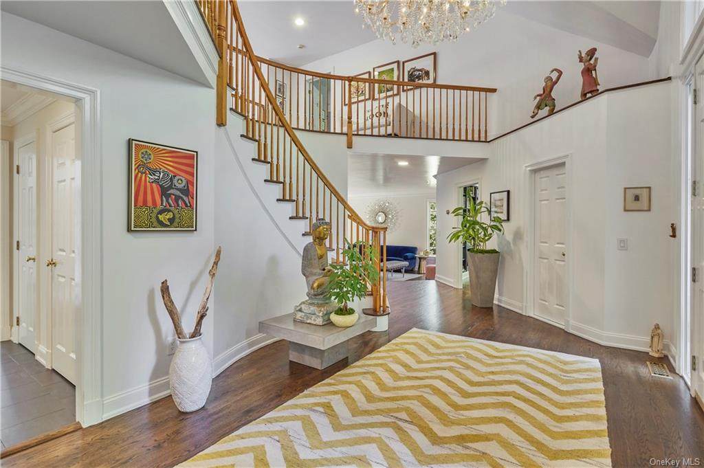19 Reynolds Lane - Photo 1