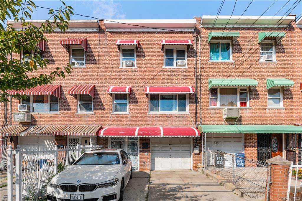 871 223rd Street - Photo 1